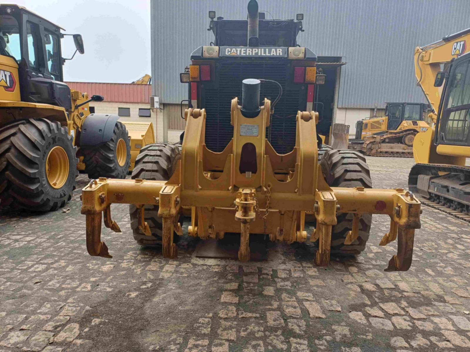 Motoniveladora Caterpillar 12M 2018 - Imagem 12