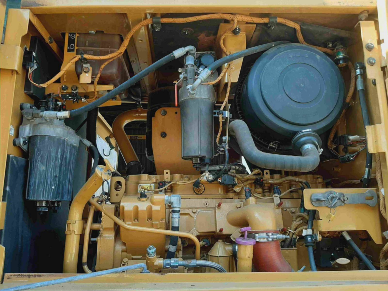 Motoniveladora Caterpillar 140K 2019 - Imagem 16
