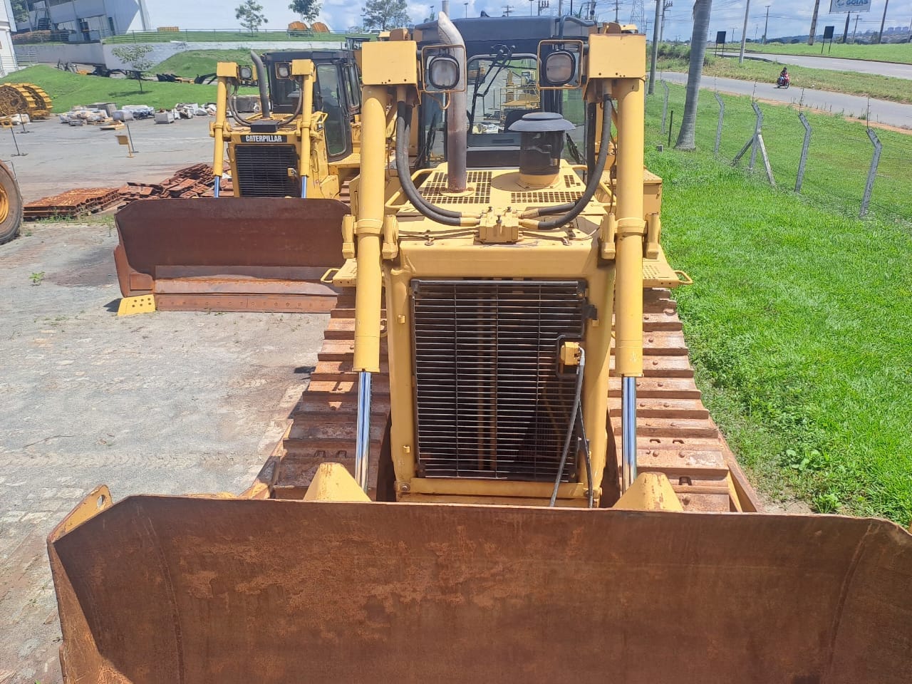 Trator de esteira Caterpillar D6T 2021 - Imagem 5