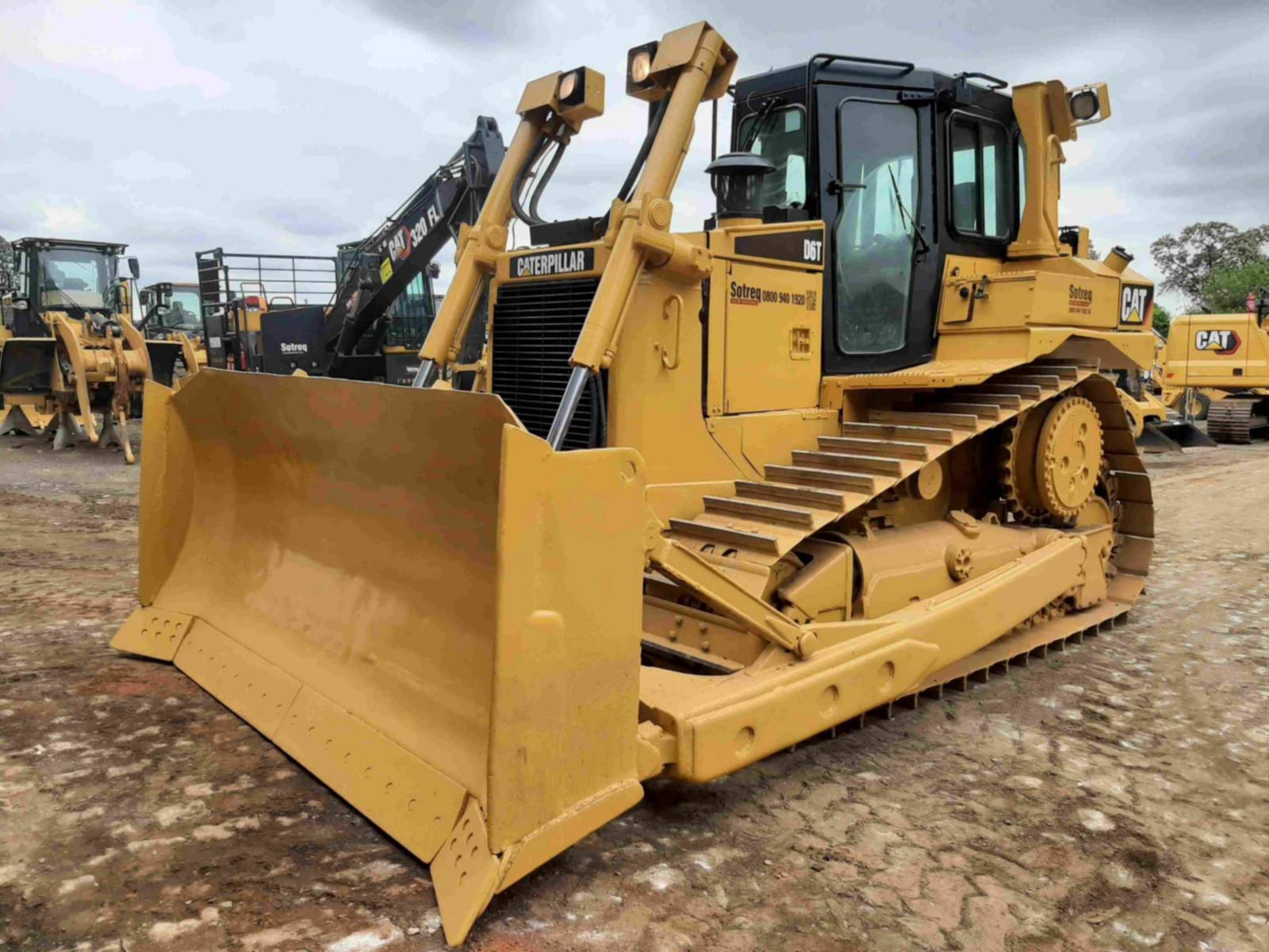 Trator de esteira Caterpillar D6T 2019 - Imagem 8