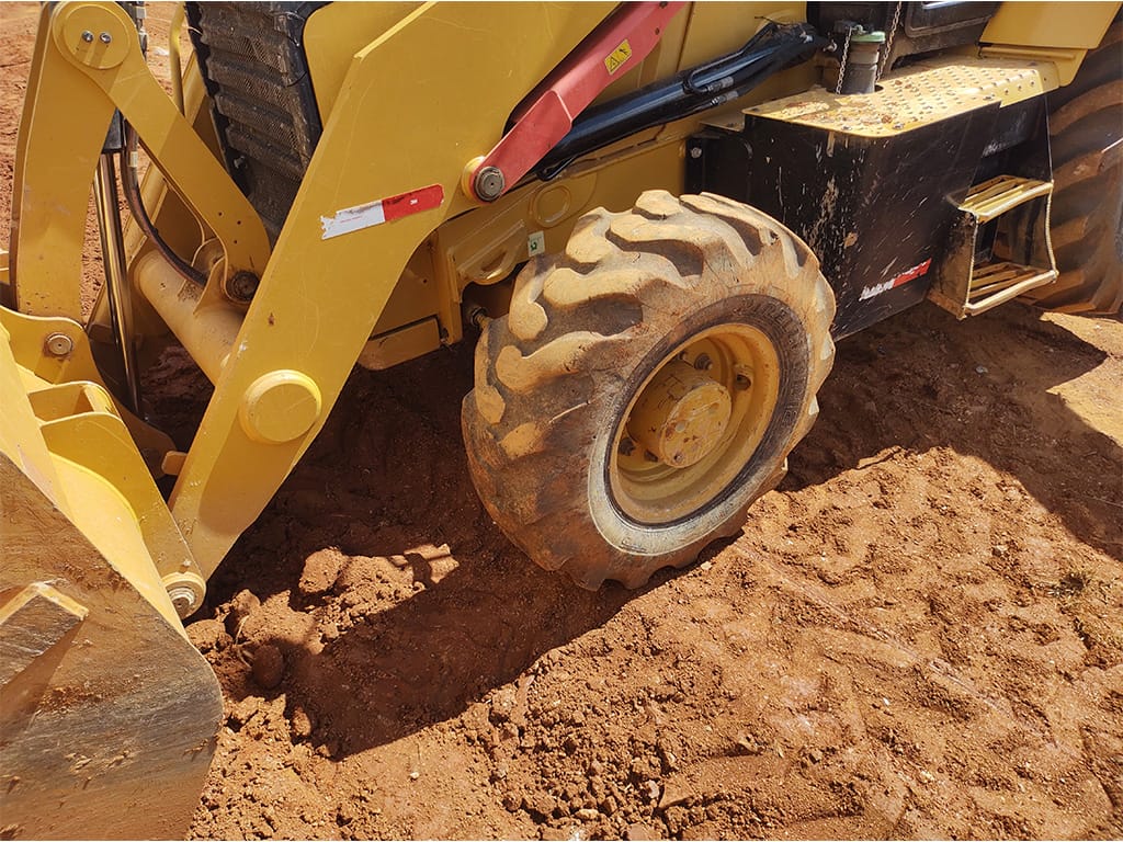 Retroescavadeira Caterpillar 416F2 2020 - Imagem 4