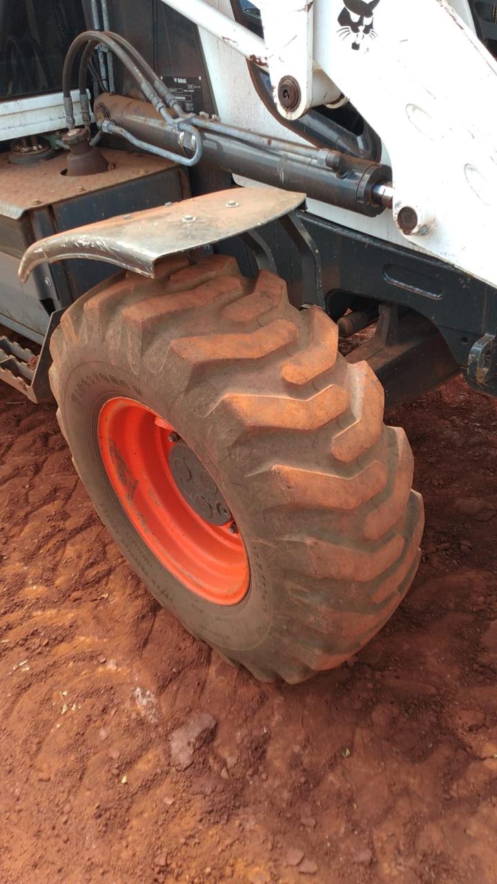 Retroescavadeira Bobcat B110B 2022 - Imagem 4