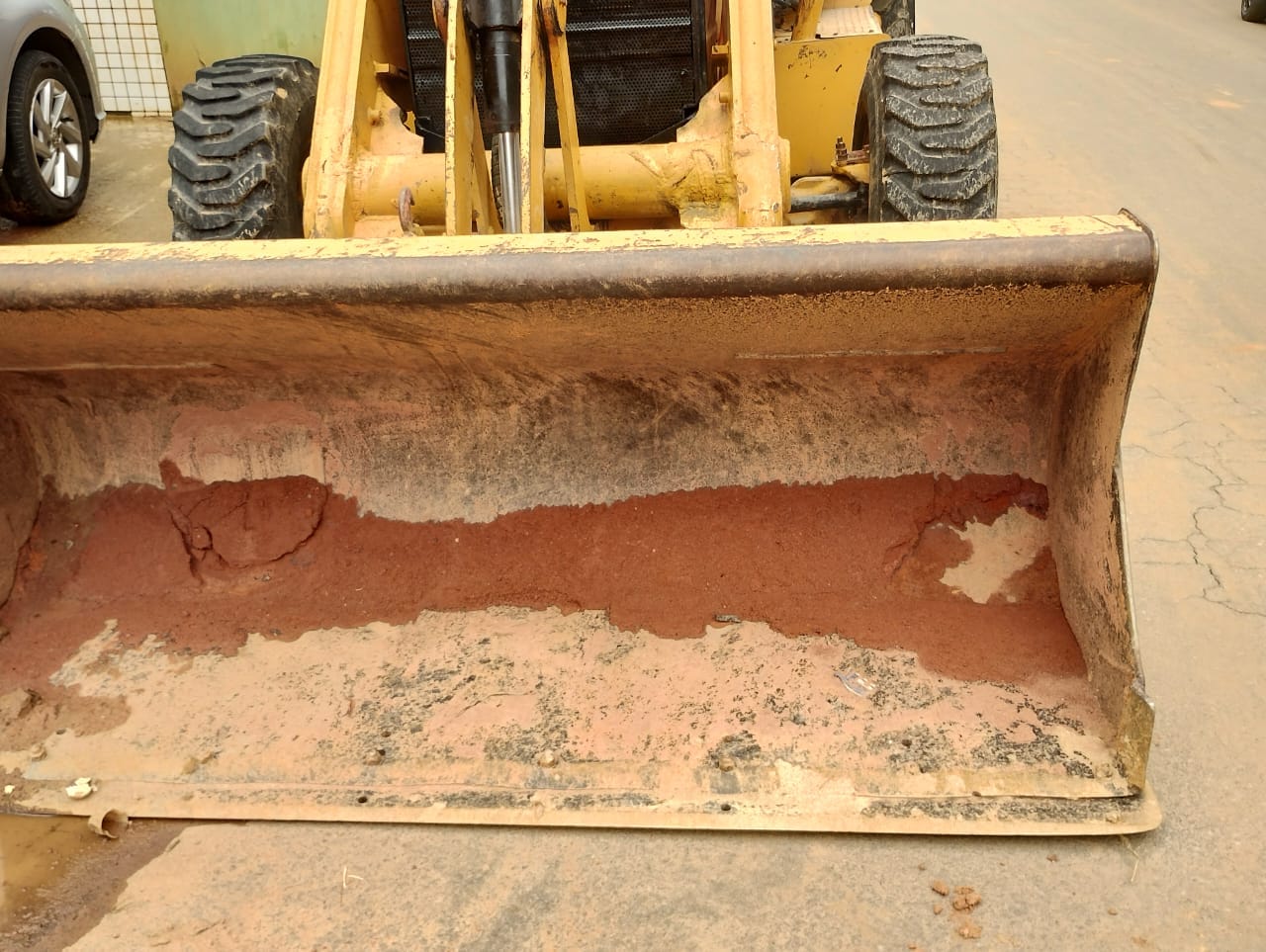 Retroescavadeira Caterpillar 416E 2012 - Imagem 3