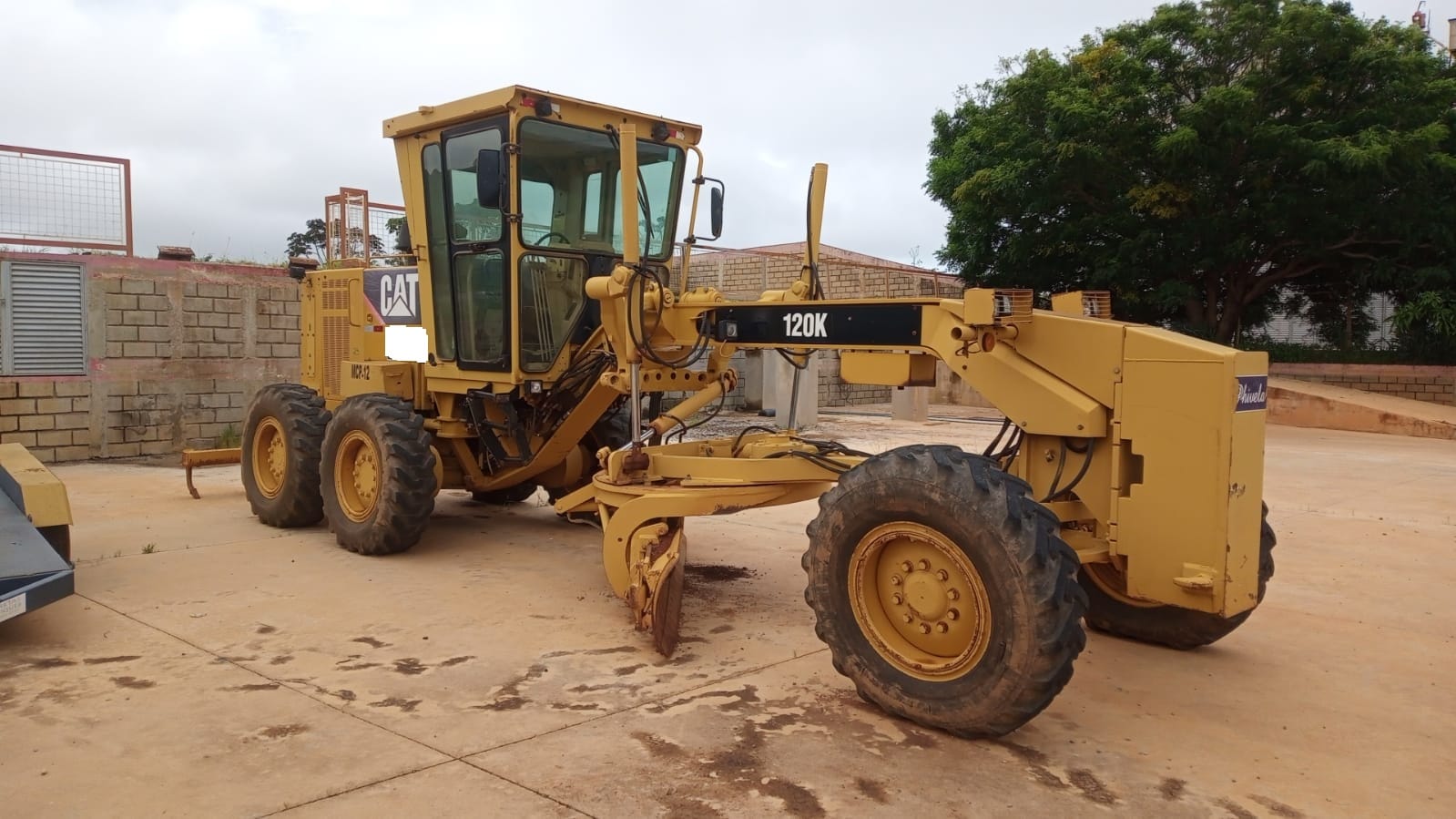 Motoniveladora Caterpillar 120K 2011 - Imagem 5