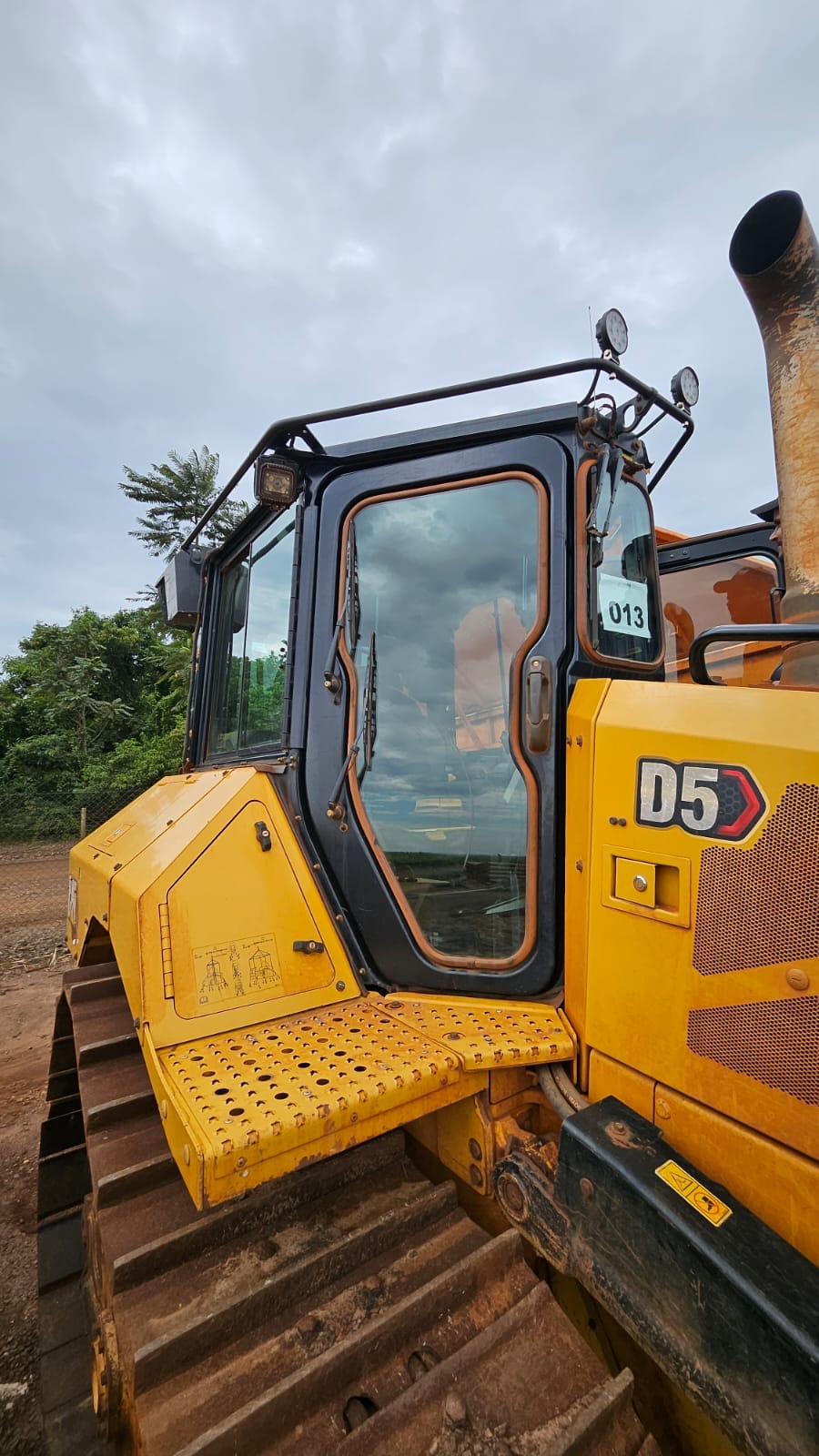 Trator de esteira Caterpillar D5 2022 - Imagem 3