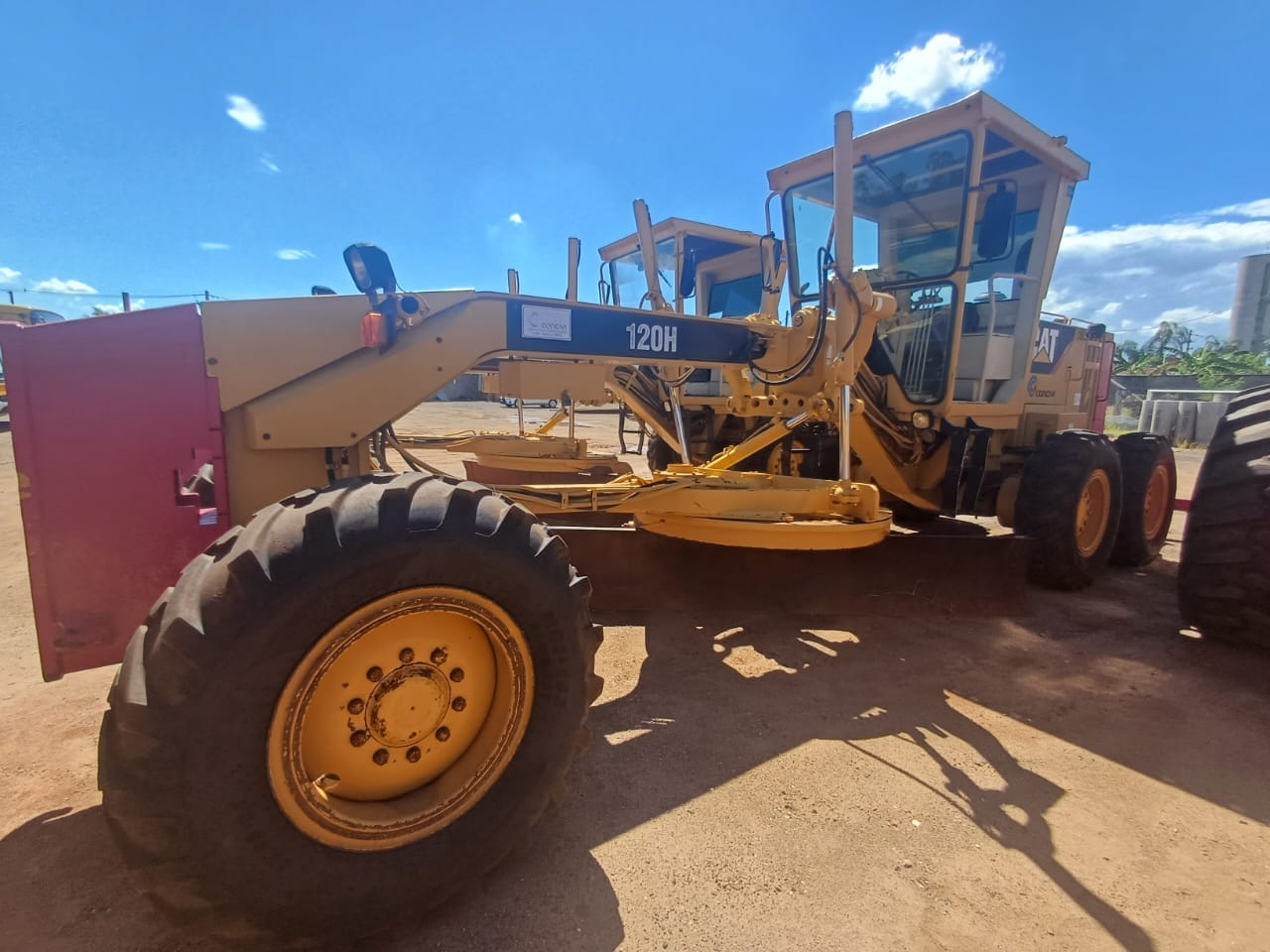 Motoniveladora Caterpillar 120H 2007 - Imagem 1