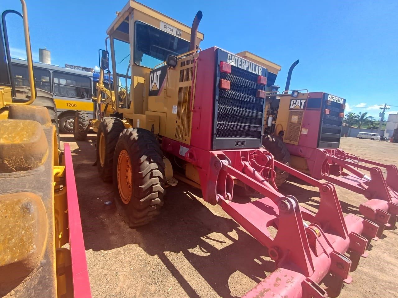 Motoniveladora Caterpillar 120H 2007 - Imagem 4