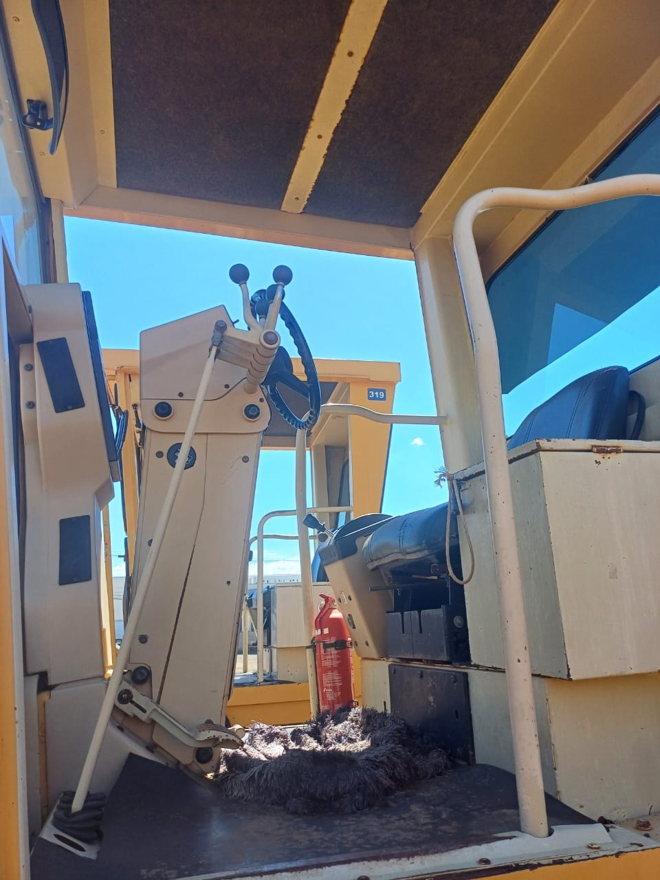 Motoniveladora Caterpillar 120H 2007 - Imagem 5