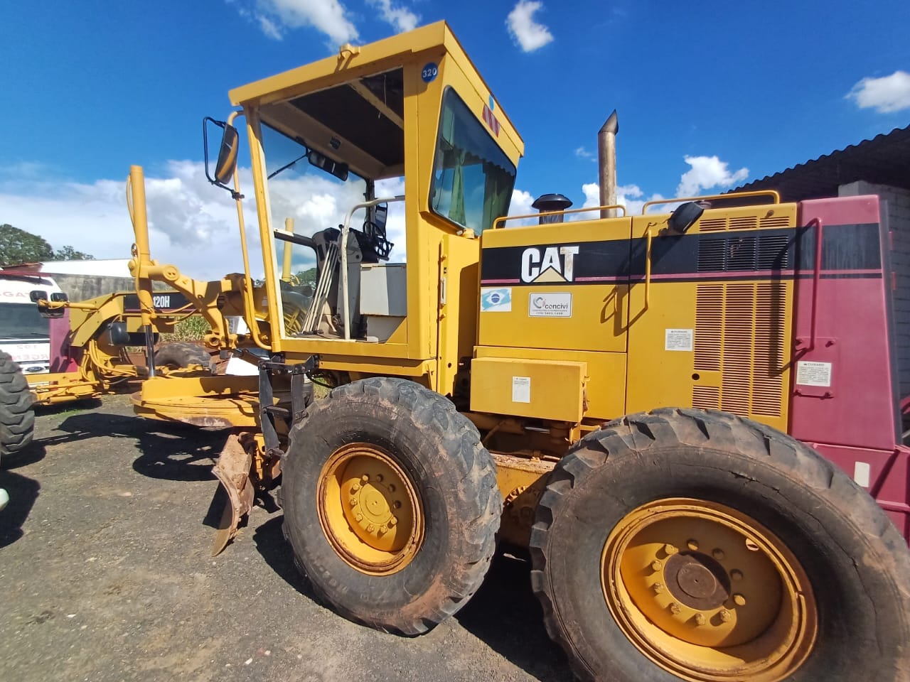 Motoniveladora Caterpillar 120H 2004 - Imagem 4