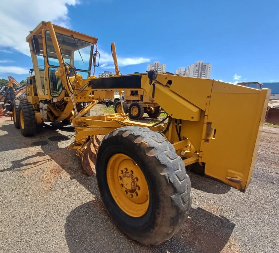 Motoniveladora Caterpillar 120H 1998 - Imagem 3