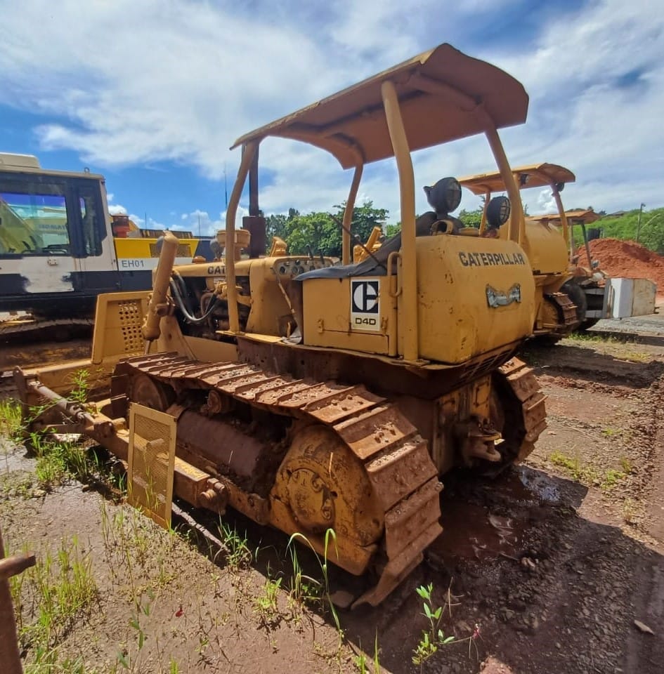 Trator de esteira Caterpillar D6C 1976 - Imagem 3
