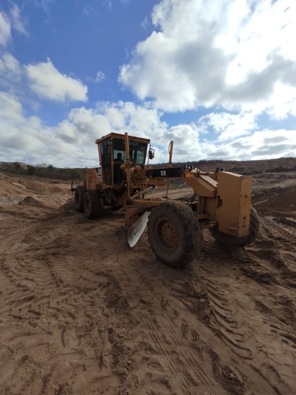 Motoniveladora Caterpillar 12K 2011 - Imagem 1