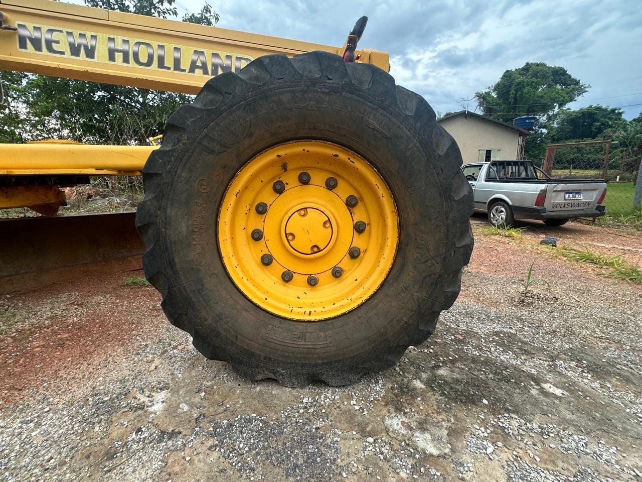 Motoniveladora New Holland RG140 2005 - Imagem 8