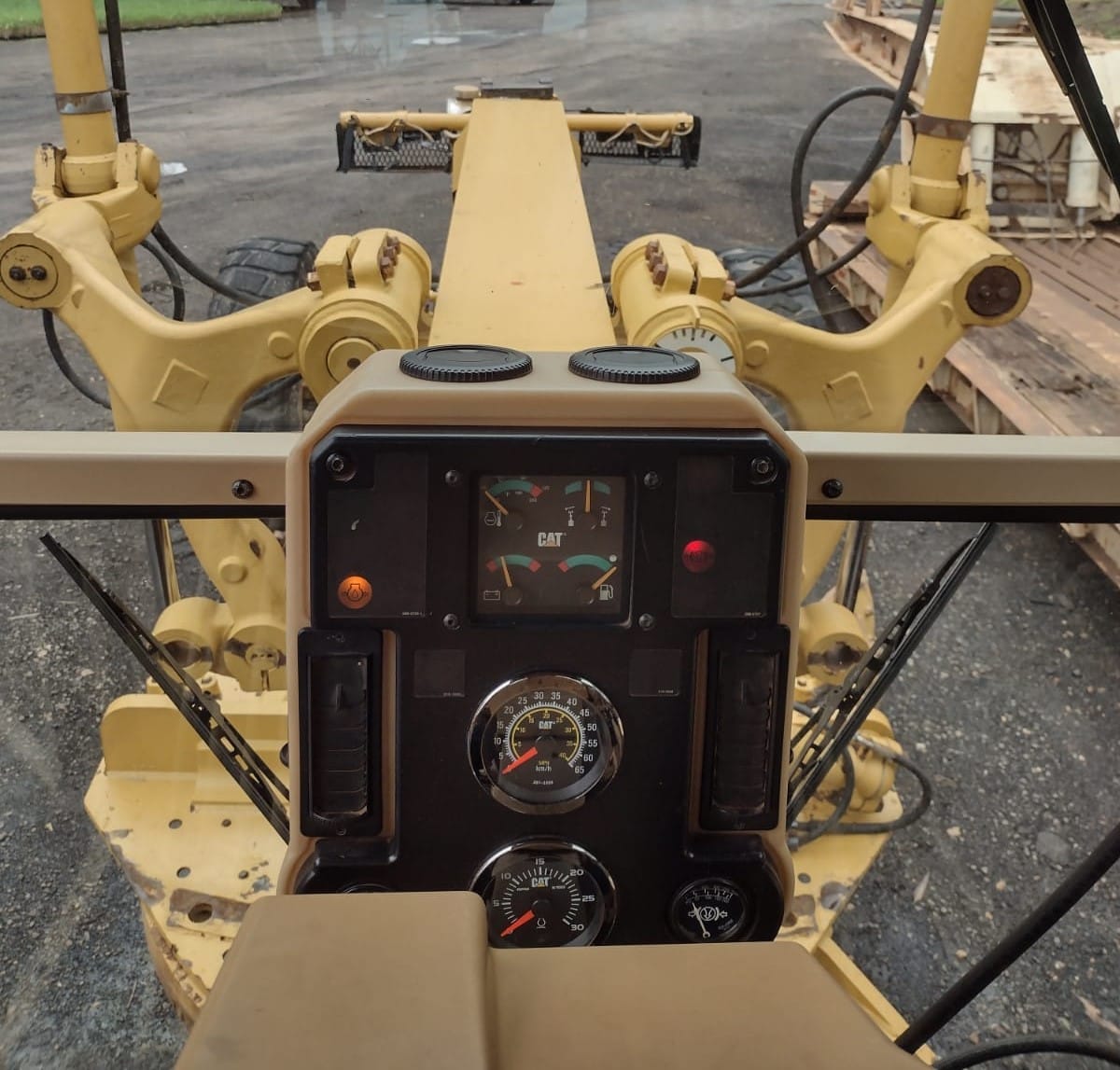 Motoniveladora Caterpillar 12K 2014 - Imagem 4