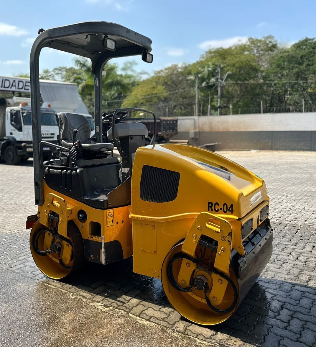 Rolo compactador Volvo DD-90HF 2015 - Imagem 3