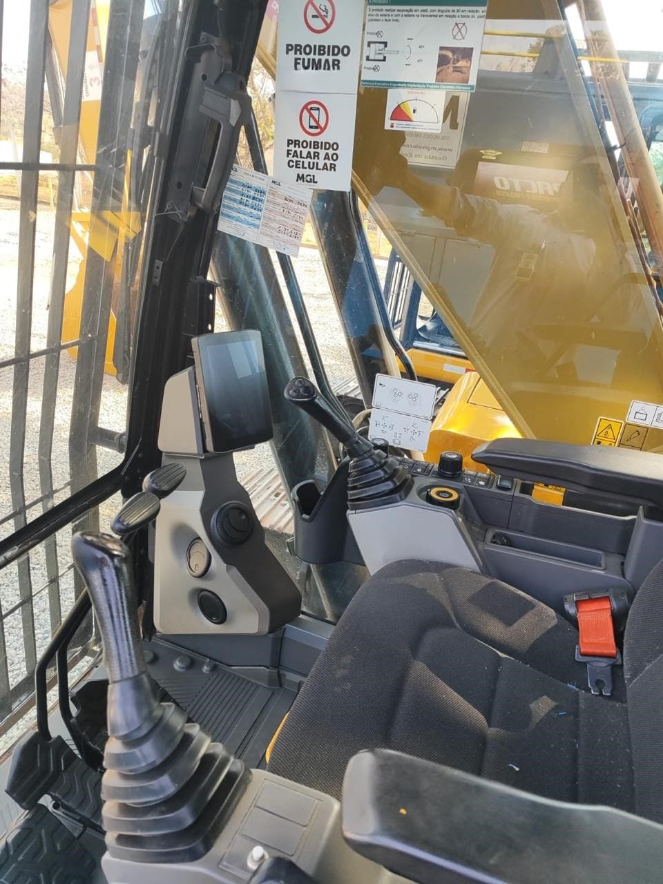 Escavadeira Caterpillar 320GC 2020 - Imagem 8