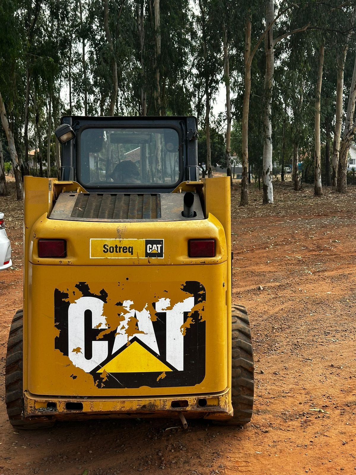 Mini Carregadeira Caterpillar 216B3 2015 - Imagem 5