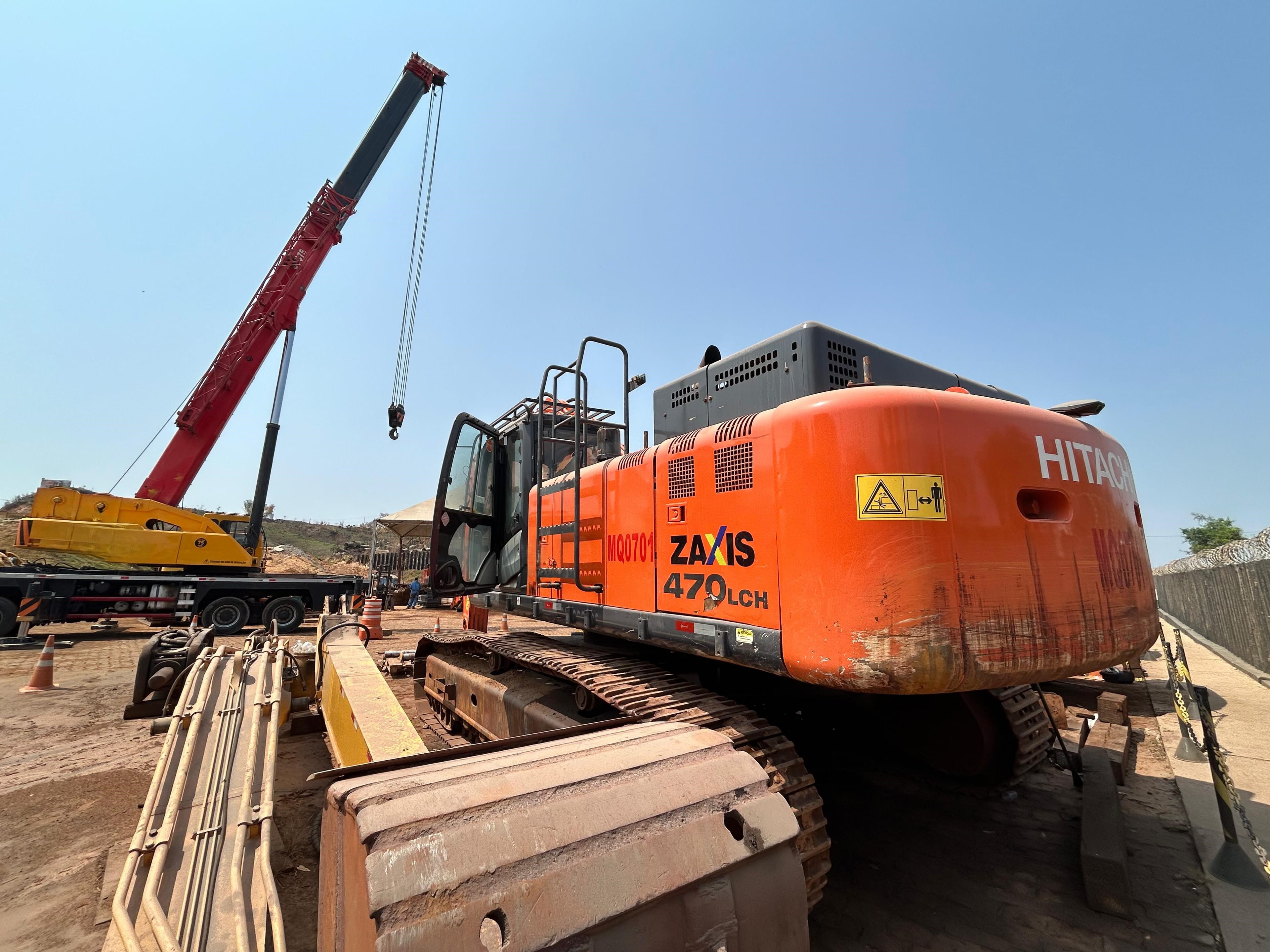 Escavadeira Hitachi 470LC 2015 - Imagem 5