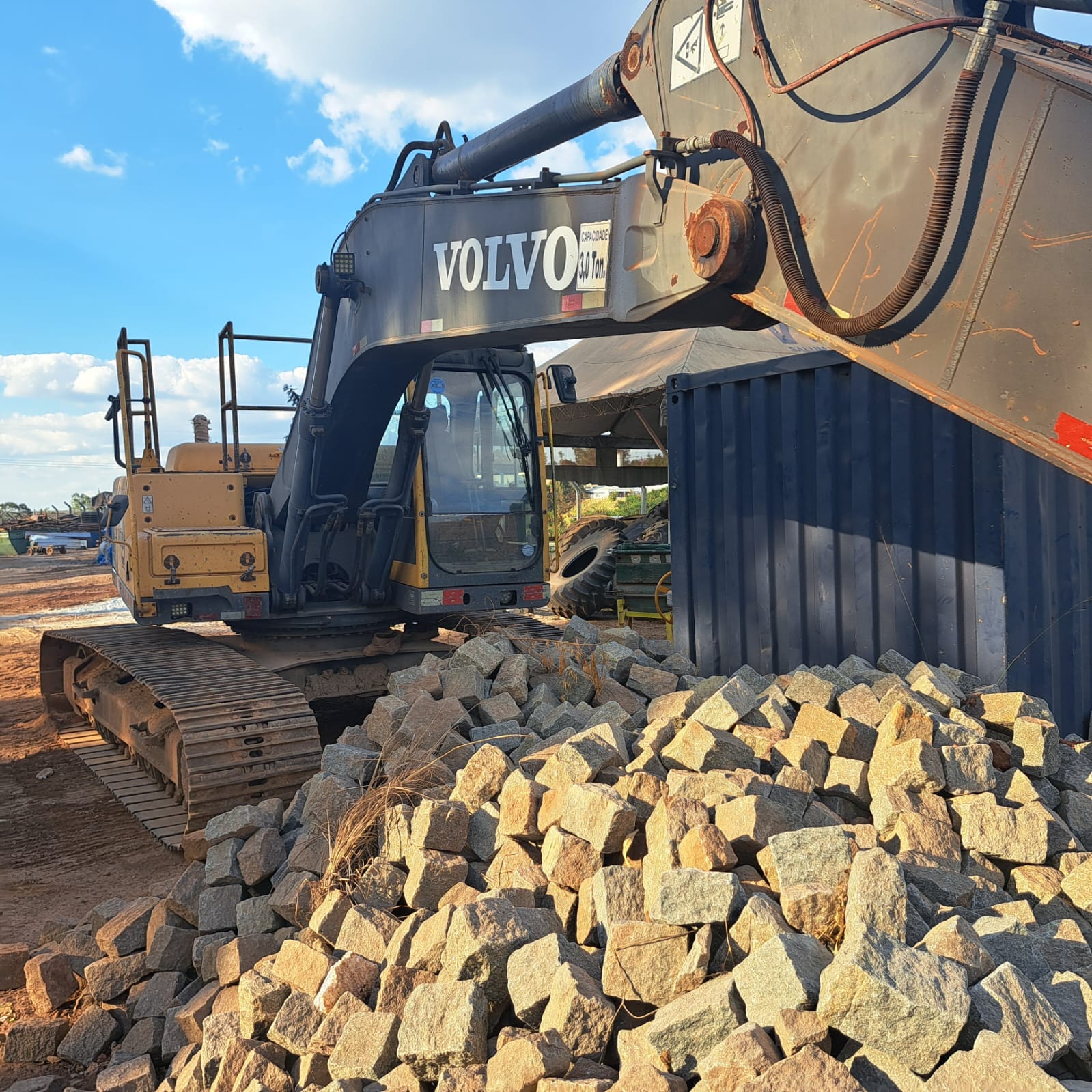 Escavadeira Volvo EC210BLC 2012 - Imagem 2