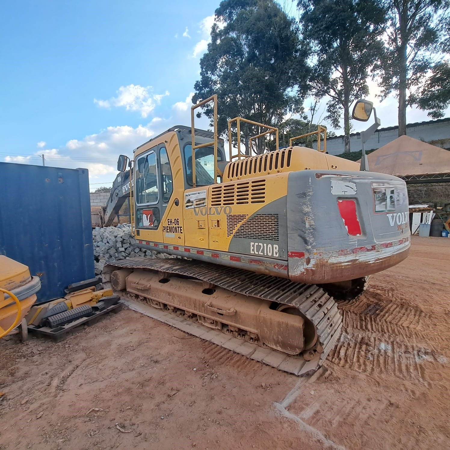 Escavadeira Volvo EC210BLC 2012 - Imagem 4