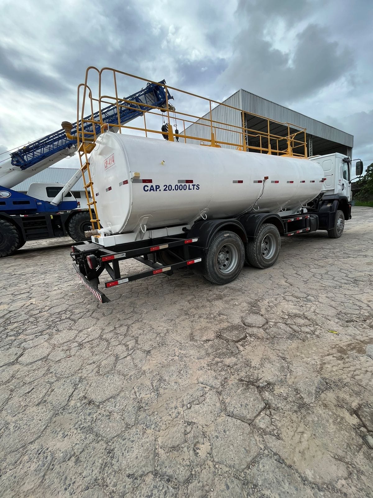 TRANSPORTE Volkswagen 31320 2012 - Imagem 1