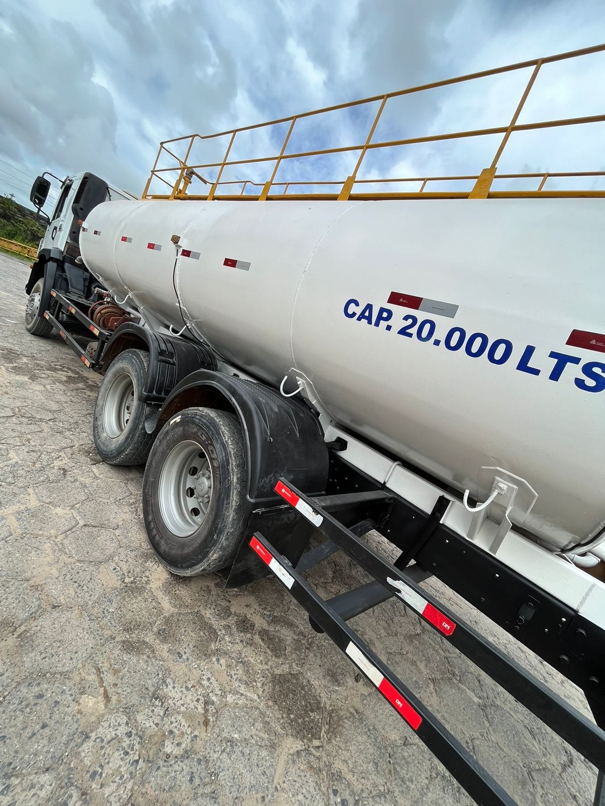 TRANSPORTE Volkswagen 31320 2012 - Imagem 2