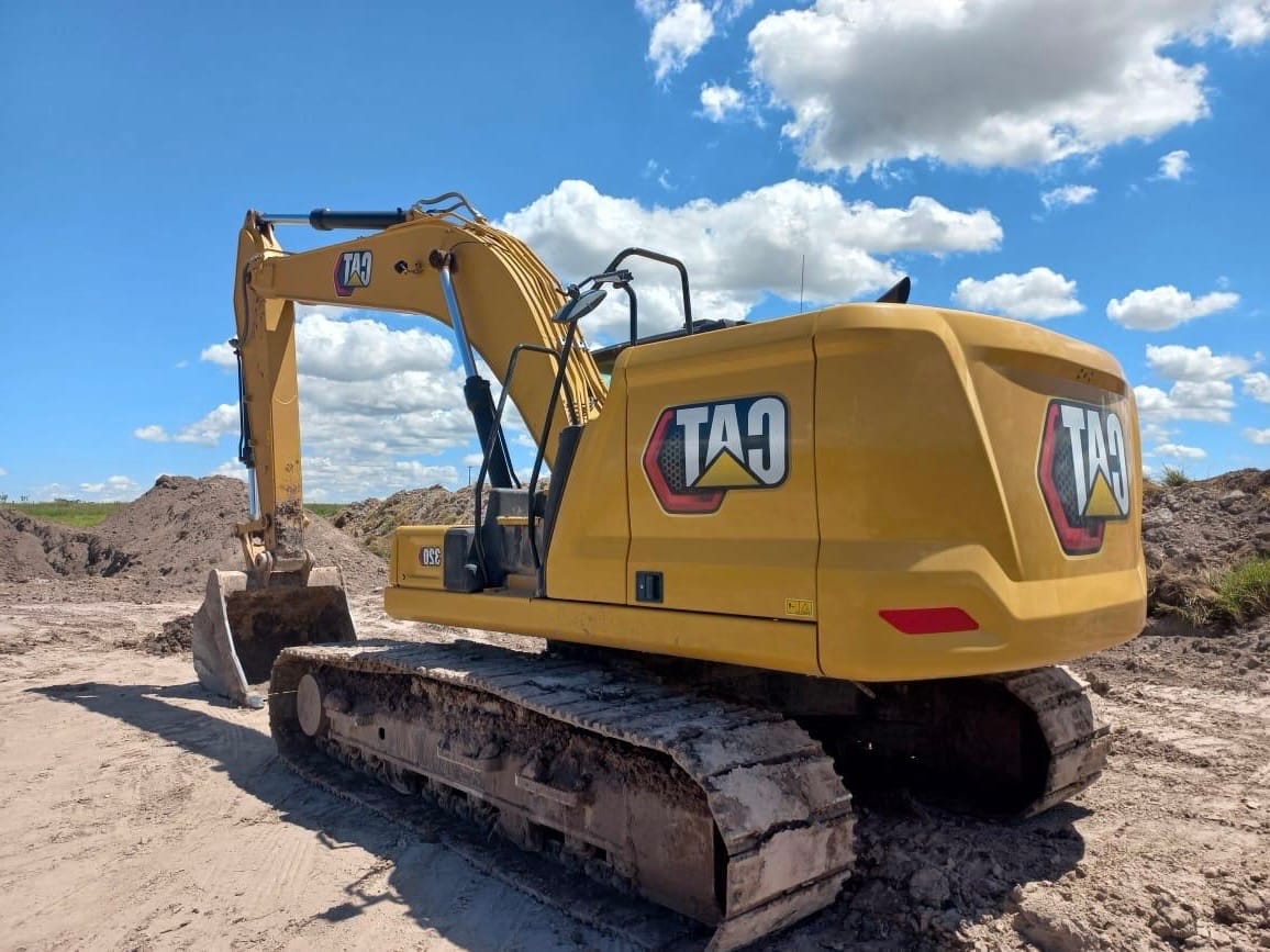 Escavadeira Caterpillar  320NG 2021 - Imagem 4