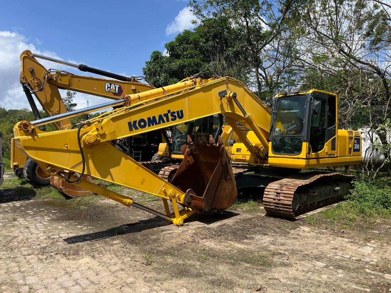 Escavadeira Komatsu PC200 2011 - Imagem 2