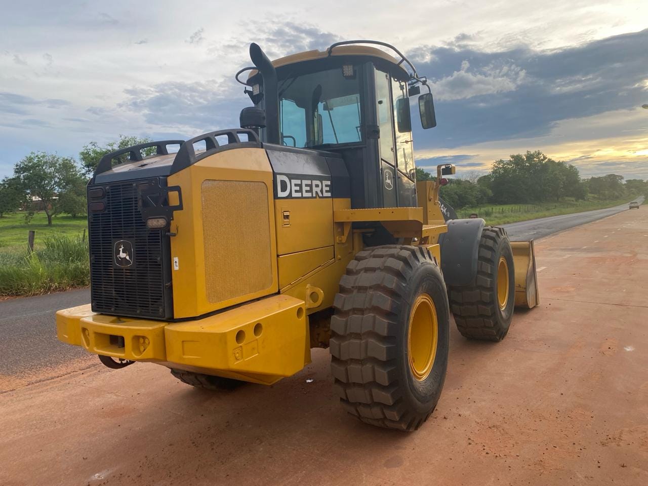 Pá Carregadeira John Deere 524K 2017 - Imagem 5