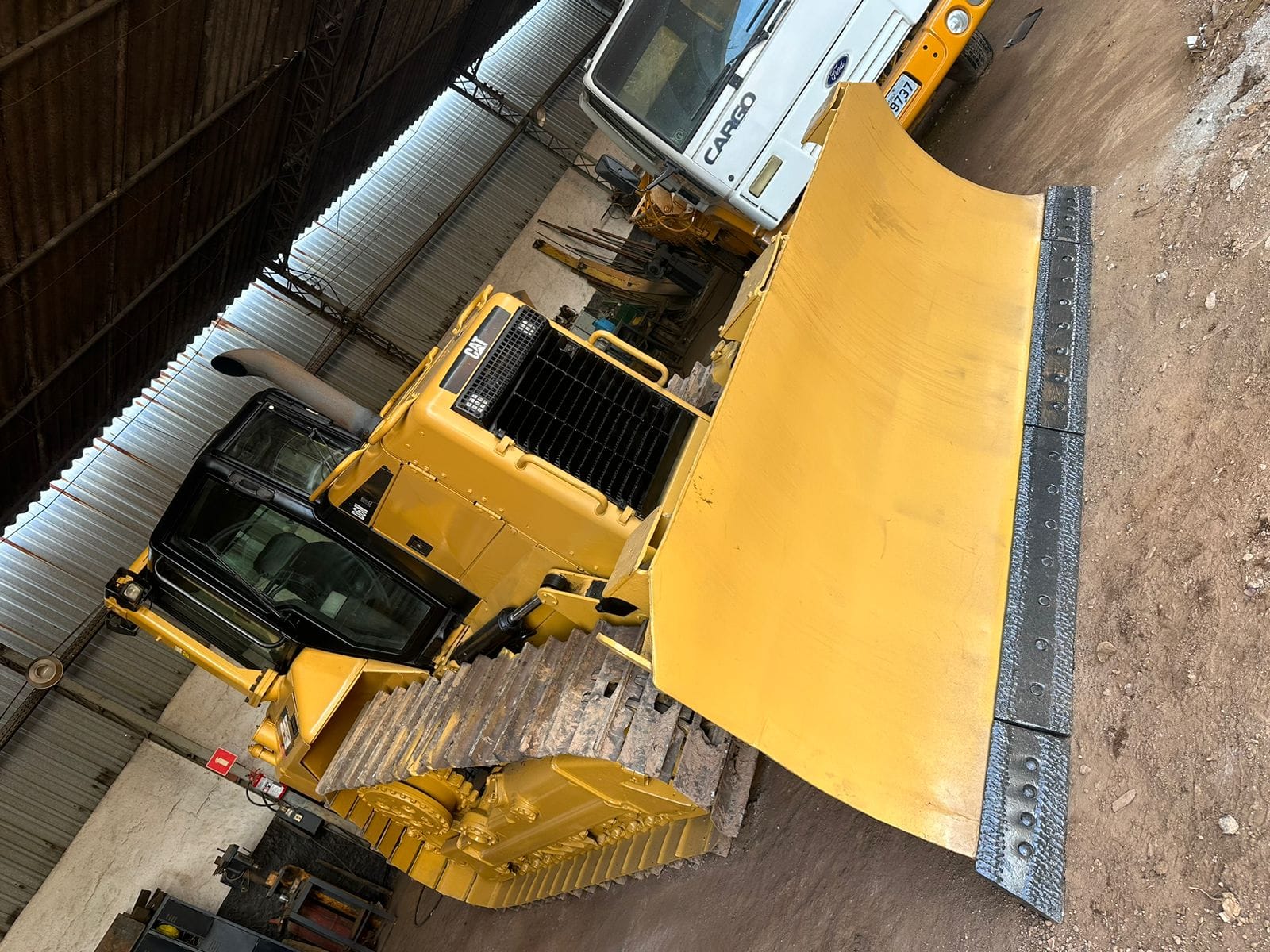 Trator de esteira Caterpillar D6N 2016 - Imagem 2
