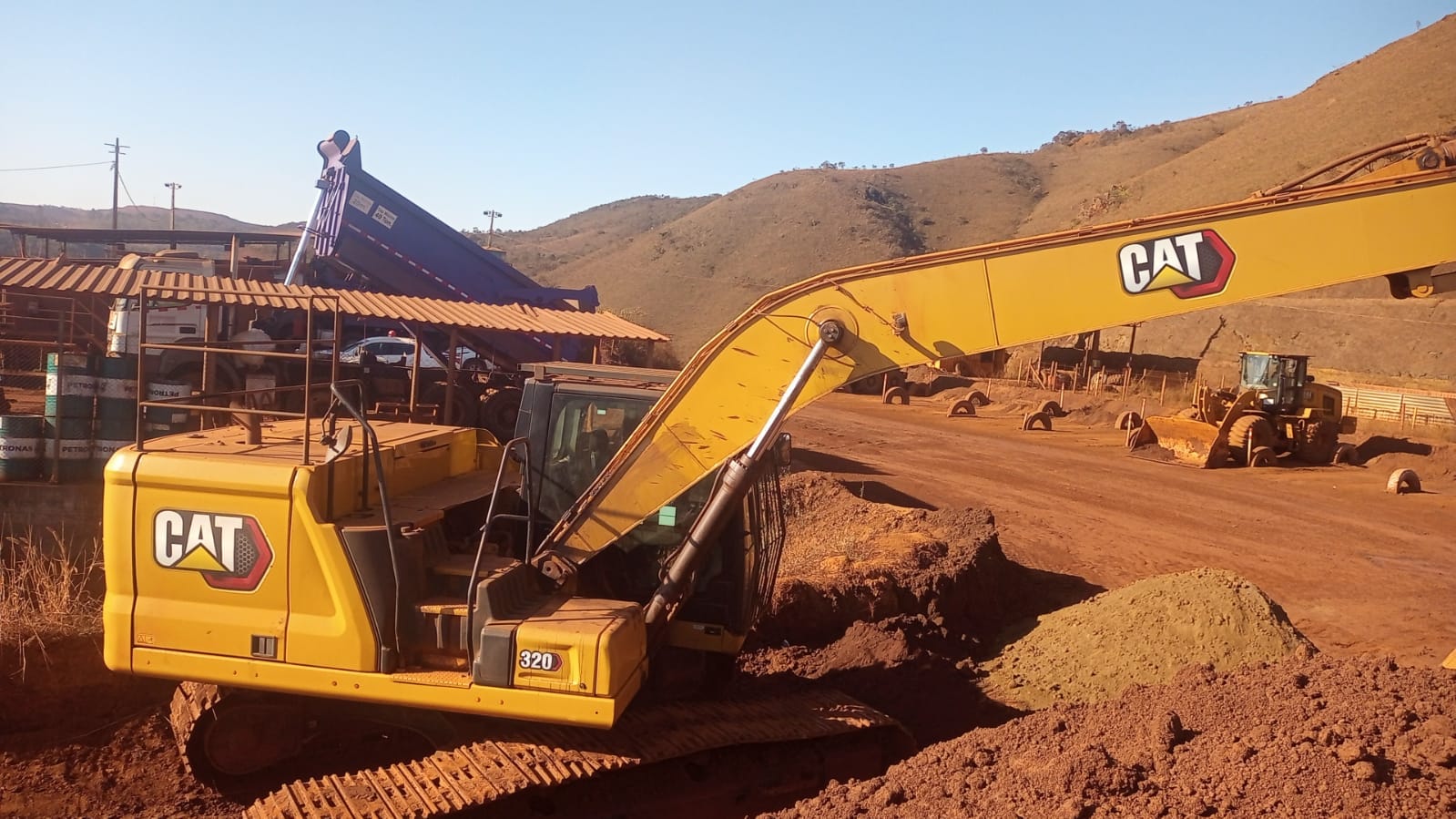 Escavadeira Caterpillar 320D (LONGREACH) 2021 - Imagem 4