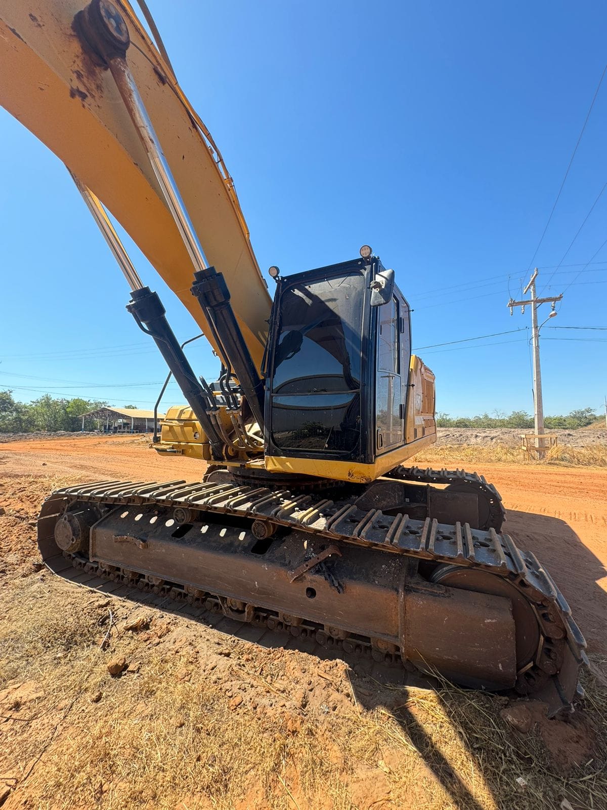Escavadeira Caterpillar 345GC 2021 - Imagem 2