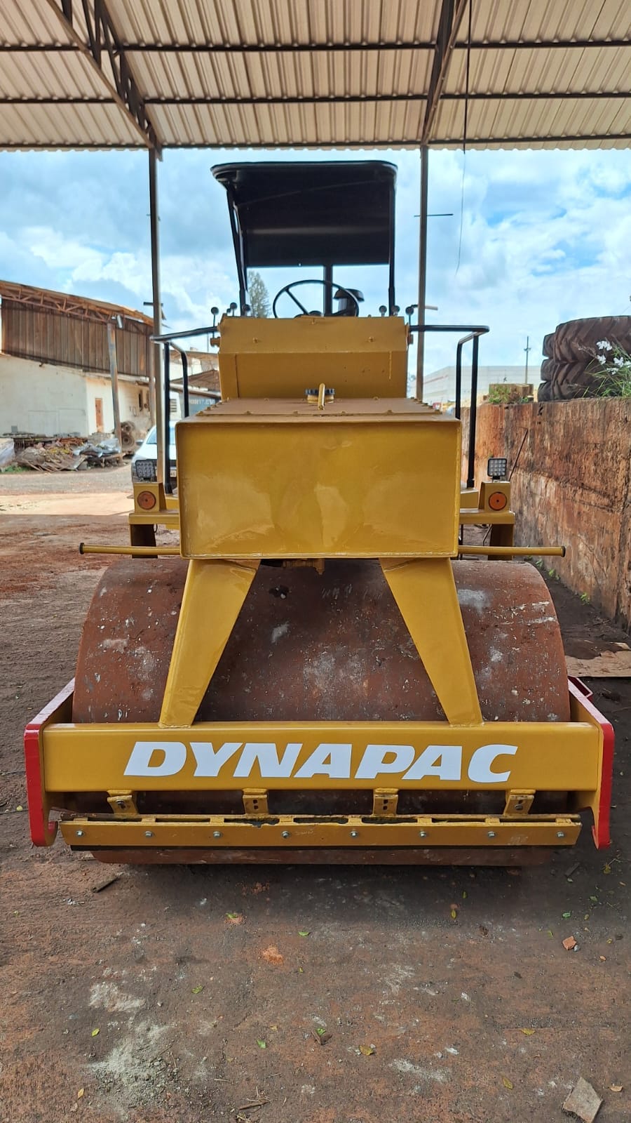 Rolo compactador Dynapac CC34 1984 - Imagem 3