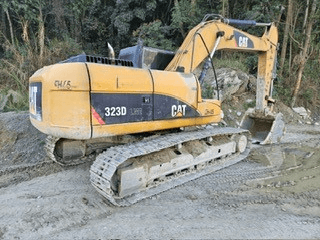 Escavadeira Caterpillar 323D 2013 - Imagem 4