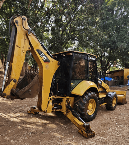 Retroescavadeira Caterpillar 416 2015 - Imagem 4
