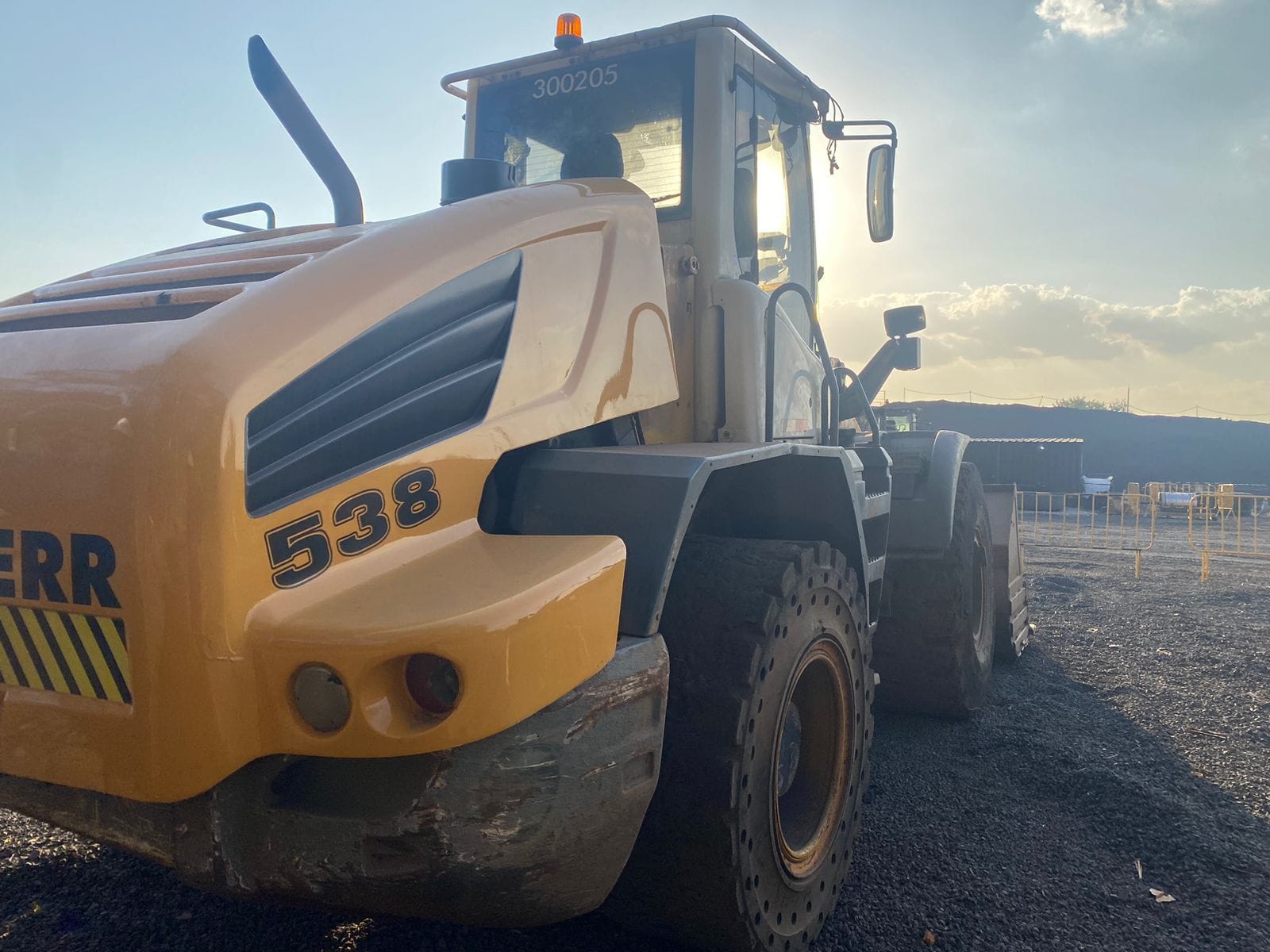 Pá Carregadeira LIEBHERR FRANCE 538 2021 - Imagem 3