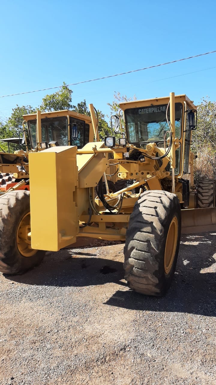 Motoniveladora Caterpillar 140K 2013 - Imagem 1