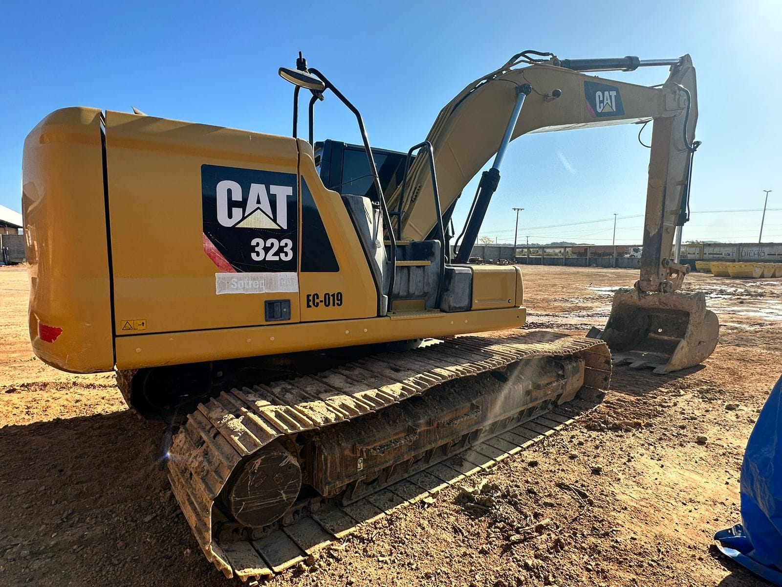 Escavadeira Caterpillar 323 2019 - Imagem 1