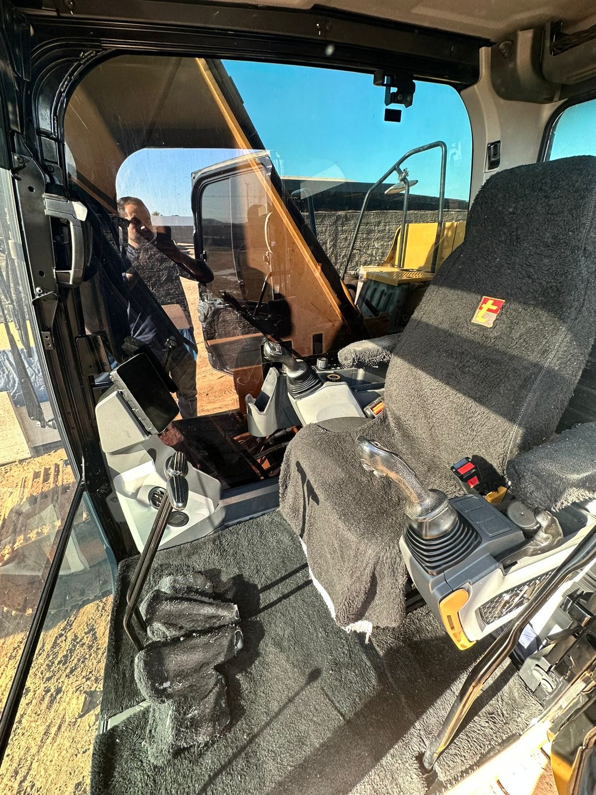 Escavadeira Caterpillar 323 2019 - Imagem 6