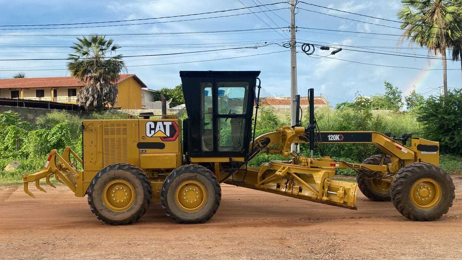 Motoniveladora Caterpillar 120K 2010 - Imagem 1