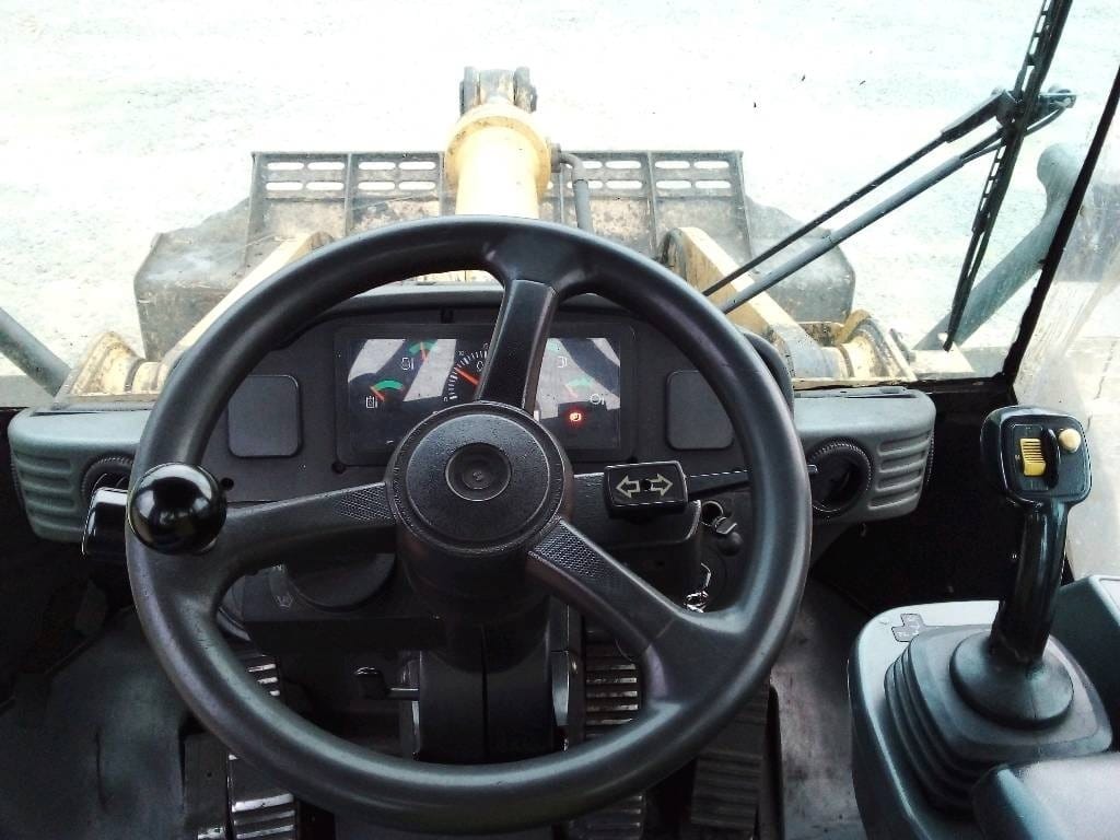 Pá Carregadeira Caterpillar  950H 2015 - Imagem 5
