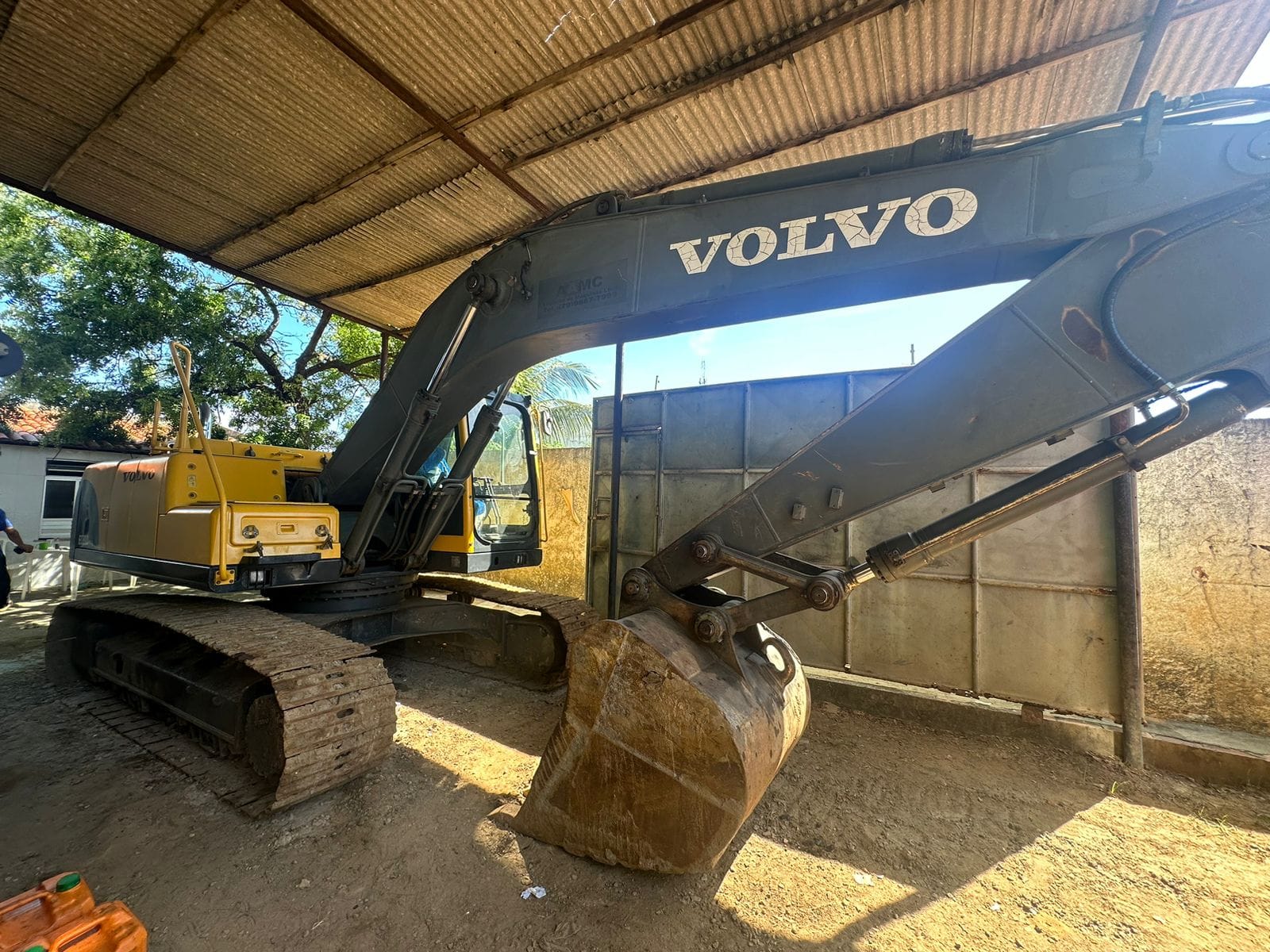 Escavadeira Volvo EC210B 2009 - Imagem 2