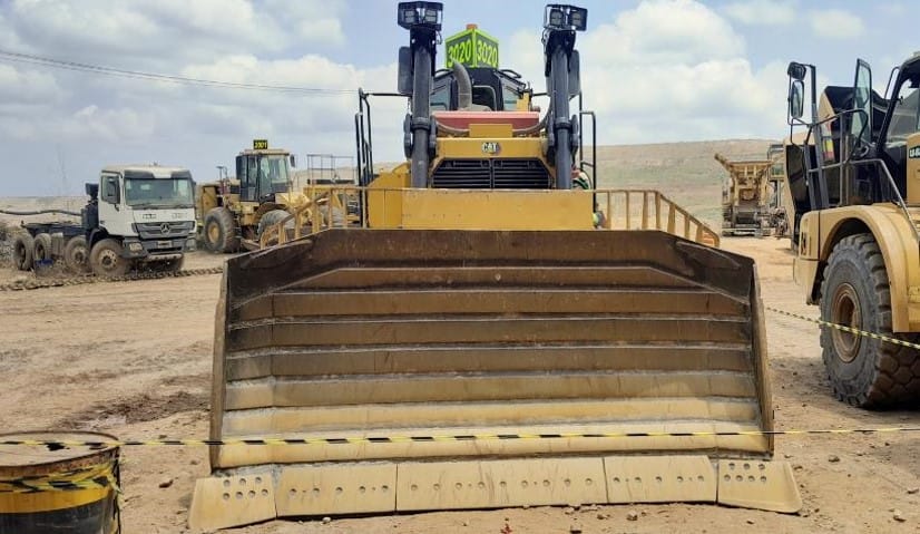 Trator de esteira Caterpillar D8T 2021 - Imagem 4