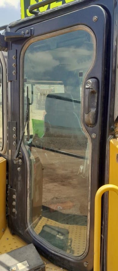 Trator de esteira Caterpillar D8T 2021 - Imagem 10