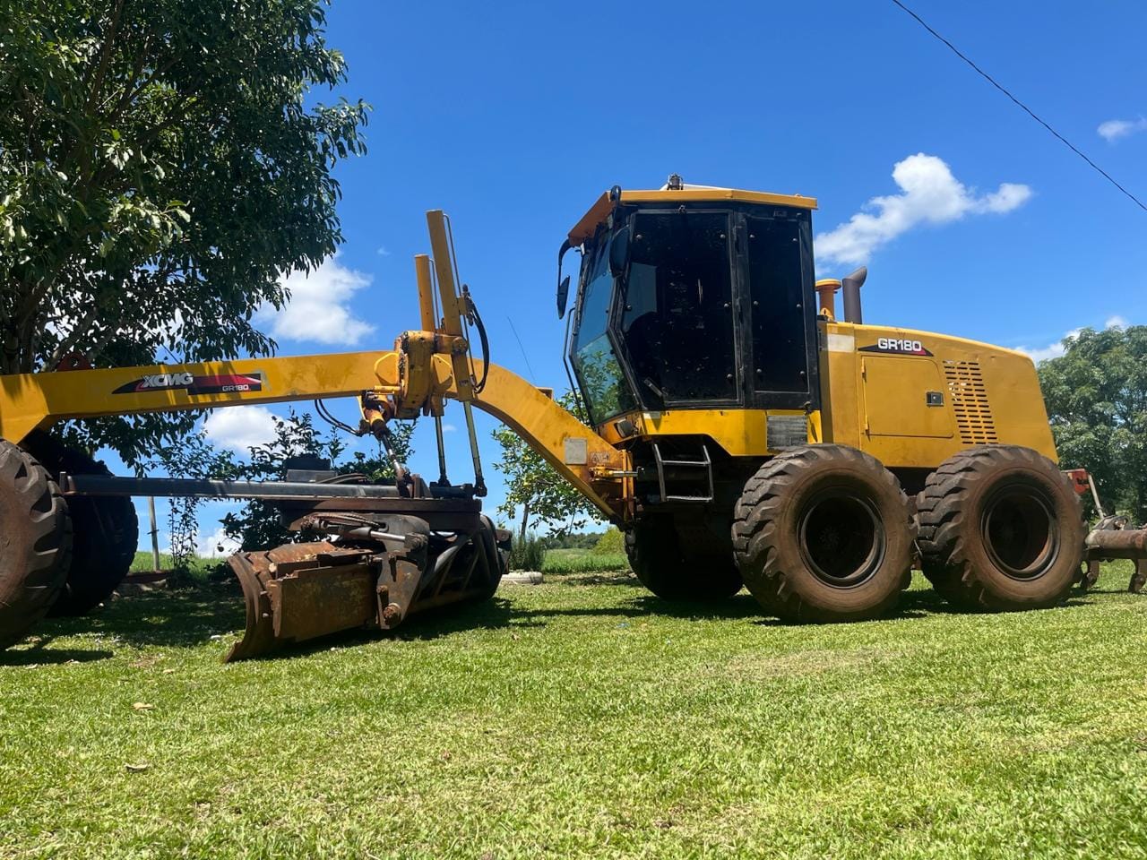 Motoniveladora XCMG GR180 2014 - Imagem 6