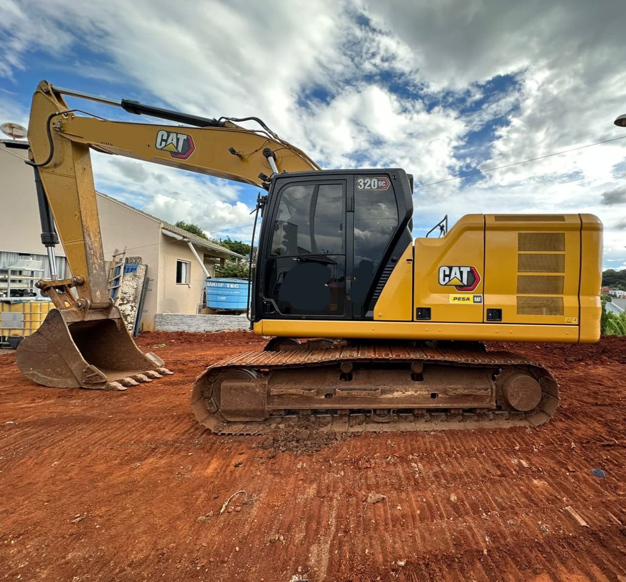 Escavadeira Caterpillar 320GC 2021 - Imagem 1
