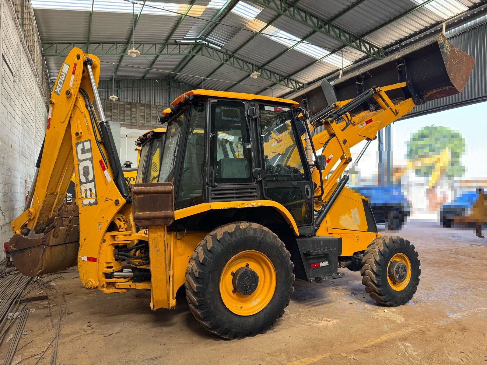 Retroescavadeira JCB 3CX 2019 - Imagem 2