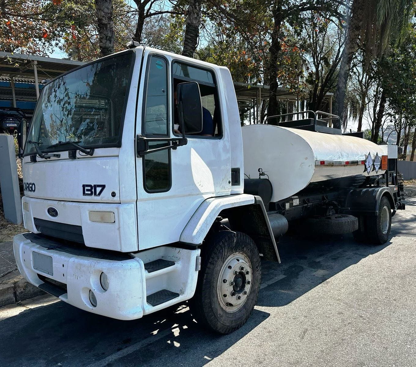 Caminhão Ford 1317-E 2006 - Imagem 7