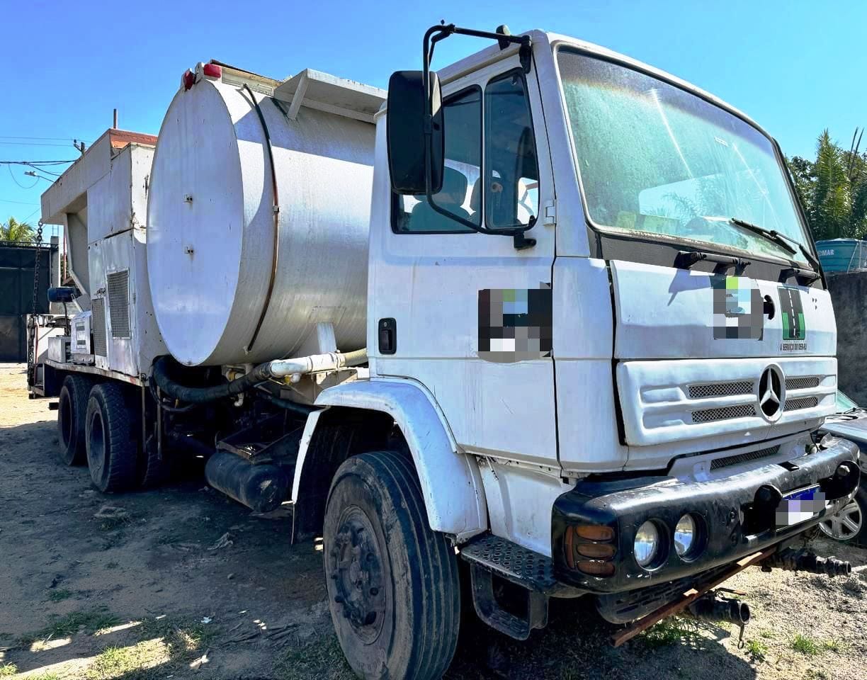 Caminhão Mercedes Benz 2423 1999 - Imagem 2
