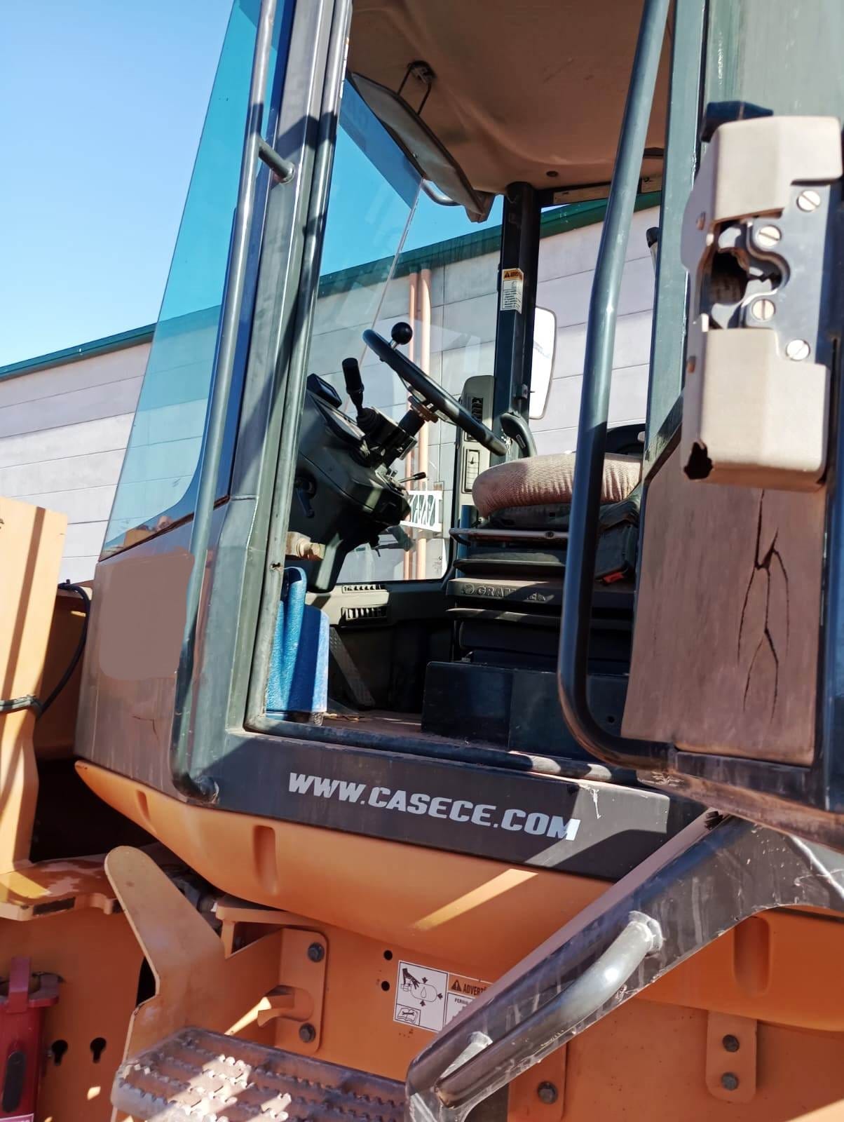 Pá Carregadeira Case 621D 2015 - Imagem 8